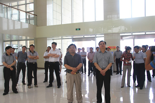 太康考察团莅临我市考察产业集聚区建设、项目